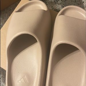 Yeezy Slides